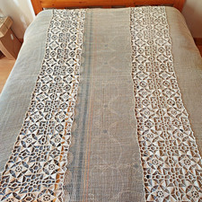 Linge ancien couvre lit - couvre, motif