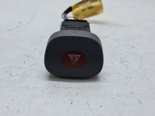 Bouton warning pour renault