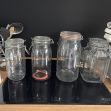 LOT DE 4 BOCAUX VIDES EN VERRE