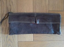 Pochette cuir Brontibay