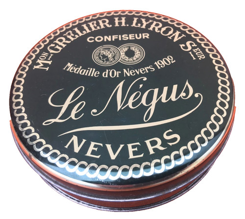 Ancienne boite publicitaire