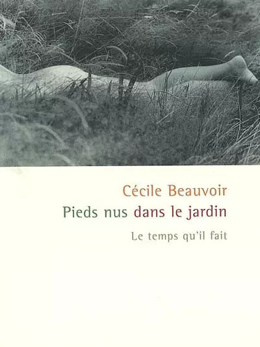 Pieds nus dans jardin - dans, le