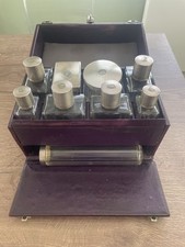 Ancien necessaire de toilette en argent massif minerve et cristal vanity valise