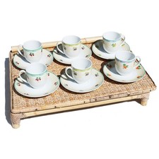 Set de 6 tasses et soucoupes