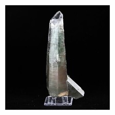 Quartz fantôme. 1693.0 ct