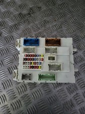 Boitier fusible - VOLVO V40 II