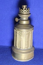 Lampe à pétrole ancienne en laiton Empereur