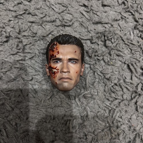Hot toys terminator - hot,