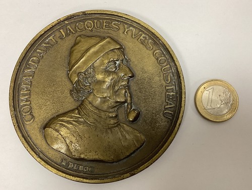 Médaille jacques yves - jacques,