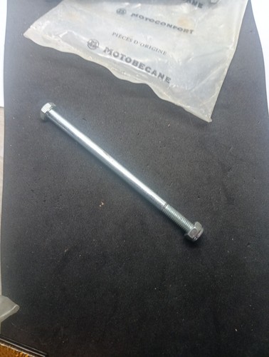 Motobecane 19886 axe - motobecane,