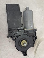 Moteur leve vitre avant droit