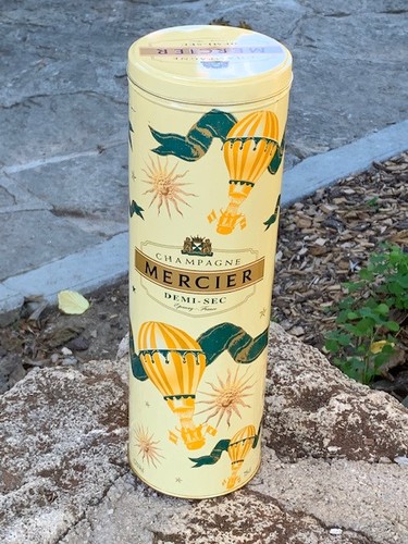 Boîte métal bouteille de - en,