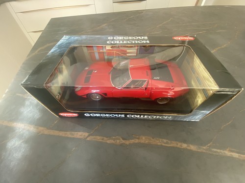 Kyosho gorgeous - 1/18,