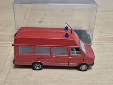 Voiture Miniature Iveco 1/43