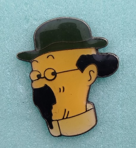 Pin professeur tournesol - pin's,