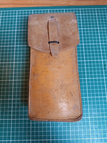 Porte chargeurs cuir - en,