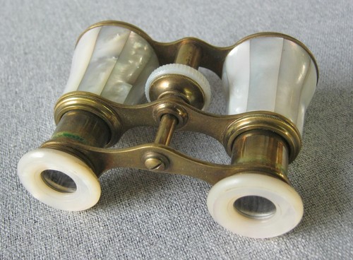 Ancienne paire jumelles de - jumelles,