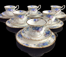 Ensemble tasse et soucoupe et