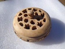 Boîte diffuseur à encens en