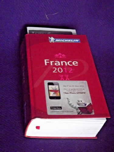 Guide michelin rouge - michelin,