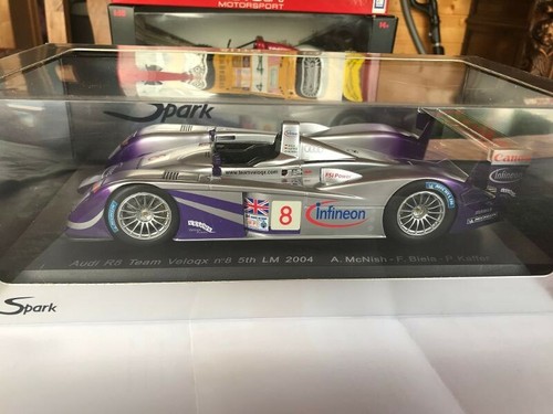 Miniature auto le mans - auto, 1/18