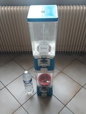 distributeurs Colonne  de cacahuètes bonbons pas brabo 