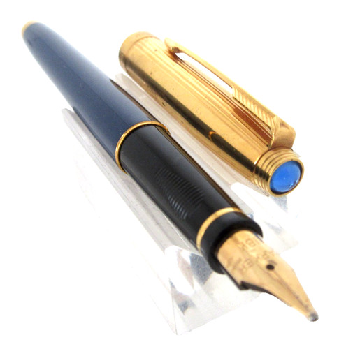 Rare mythique stylo plume - &,