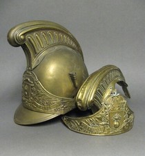 Casque de sapeur pompier Mle 1855 + Cimier + plaque.