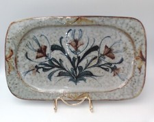 JOLI PLAT EN CÉRAMIQUE signé GEORGES F.STEINER PRILLY LAUSANNE 1979