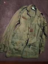 une veste de treillis satin