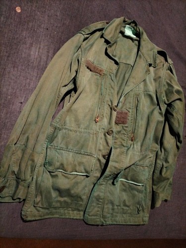 Une veste treillis satin - veste,