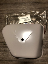 Cache latéral droit Honda