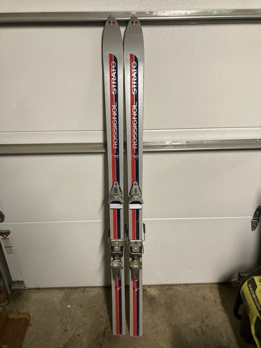 Vintage rossignol strato skis - rossignol,