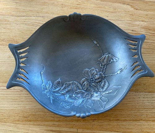 Coupe etain art nouveau - en,
