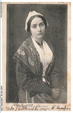 AWYP5-0340-18 - Jeune fille berrichonne