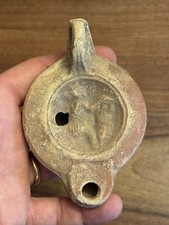 Lampe à huile romaine antique