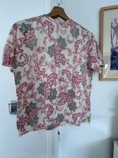 pull rose fleuri - taille L -