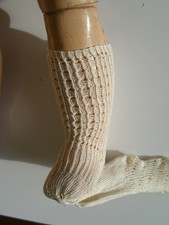 Poupée ancienne : chaussettes