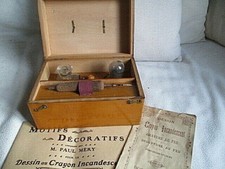 PYROGRAPHE ANCIEN CRAYON INCANDESCENT POUR GRAVURE BOURGEOIS AINÉ EN COFFRET1900
