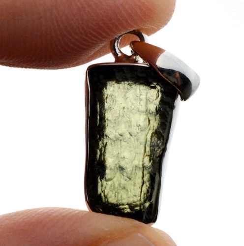 Moldavite carats - -,