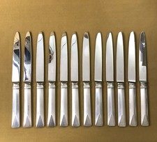 12 grands couteaux de table