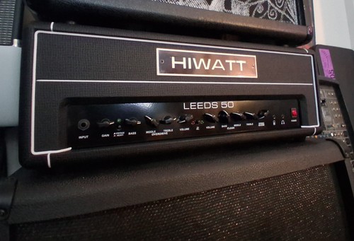 Open box hiwatt - open, solid