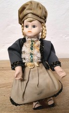 Poupée d'artiste poupée en