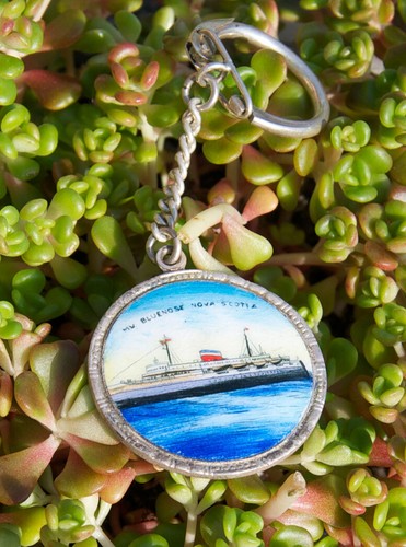 Nice vintage enamel - vintage,