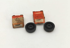 JEU DE 2 CAPUCHONS DE CYLINDRES DE ROUE LOCKHEED 376001...CITROEN 2CV AMI6