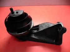 Support moteur et silent bloc