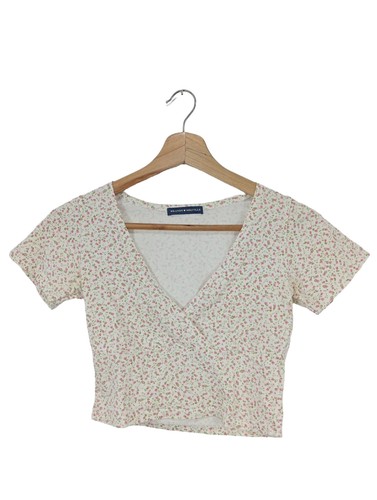 Brandy melville t shirt - &,
