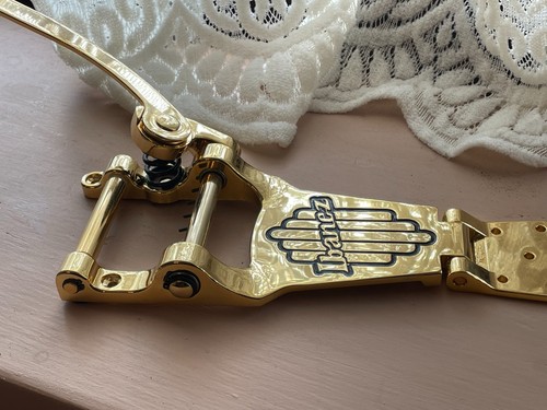 Ibanez vibrato bigsby style - vibrato, bigsby-style