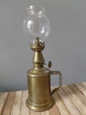 Ancienne lampe pigeon