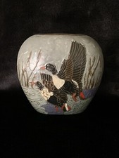 ancien vase motif canards